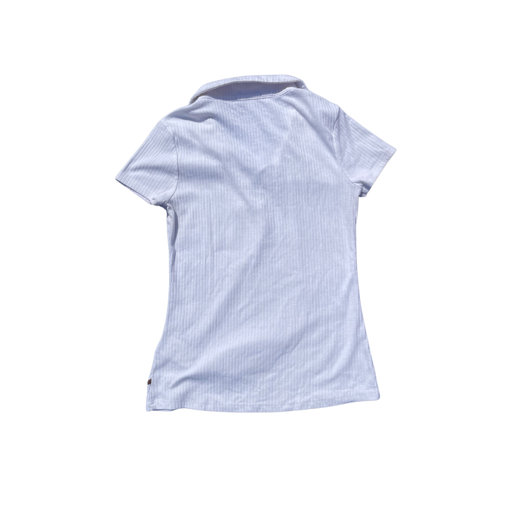 T-shirt avec lacet niveau décolleté 
