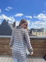 Chemise transparente à rayure grise et noir manche longue avec boutons 