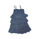 Robe plissée bleu avec des fleurs blanches