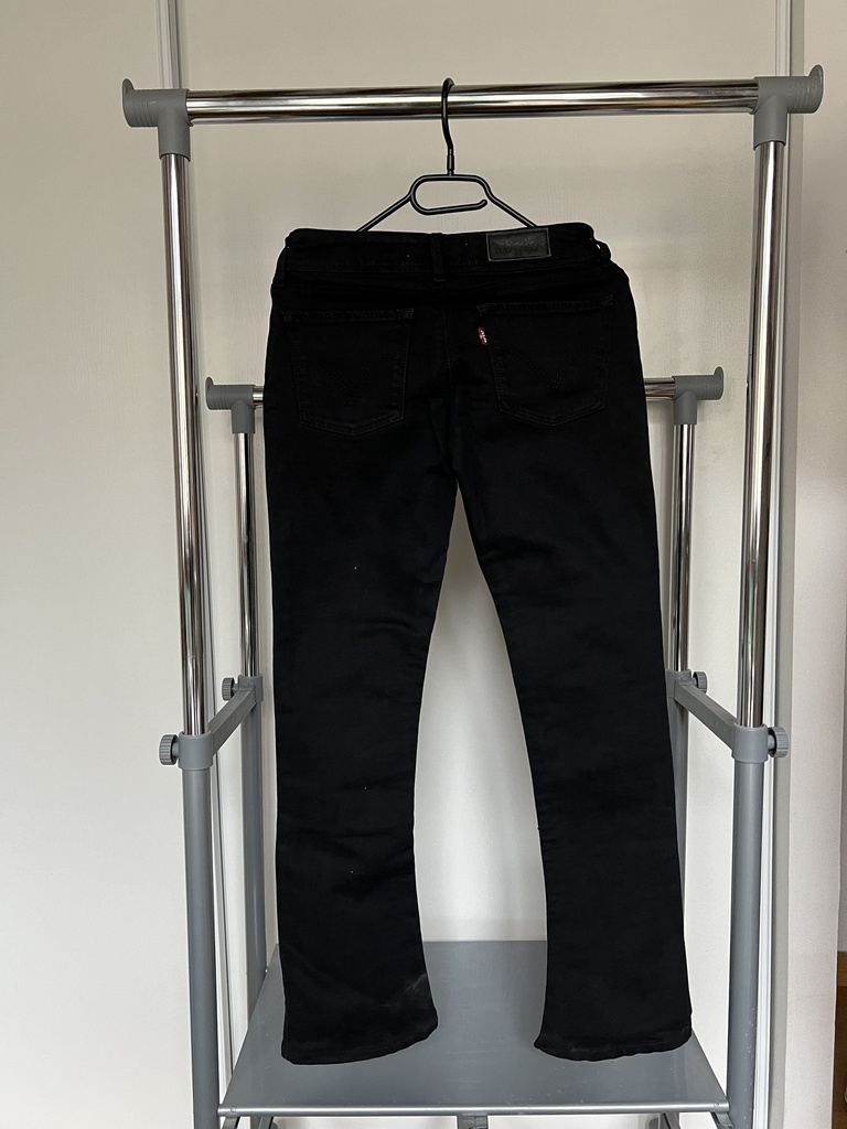 Jean noir levis 