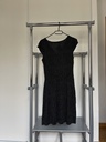 Robe noir à pois blanc 