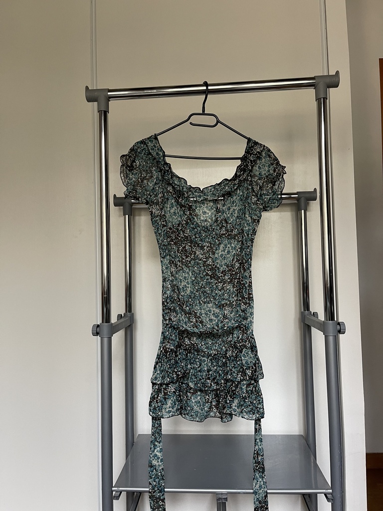 Robe courte transparente 