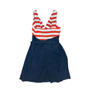Robe bleu avec des rayures blanches et rouges sur le bustier