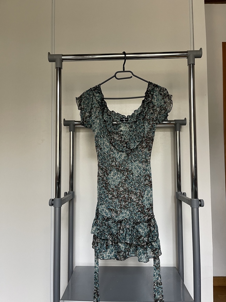 Robe courte transparente 