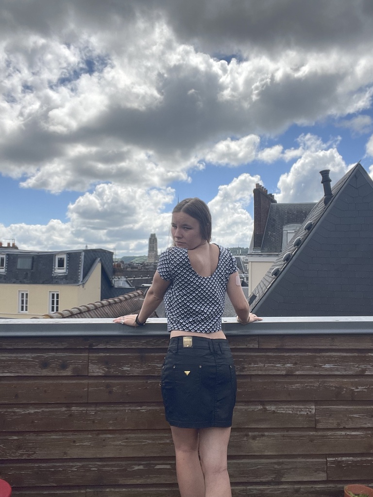 Jupe en faux cuir noir