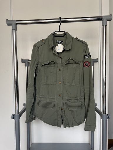 [66] Chemise kaki militaire - Jennyfer