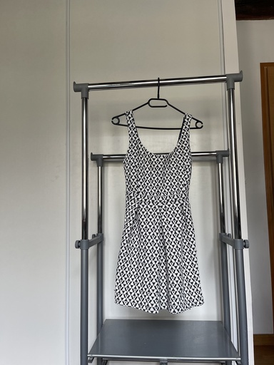 [81] Robe courte 