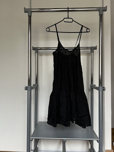 [164F] Robe noir - Super U